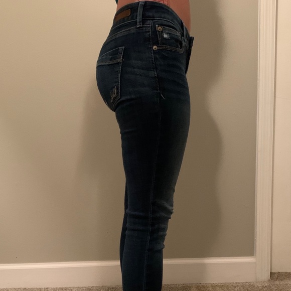 Jeans - Picture 2 of 4